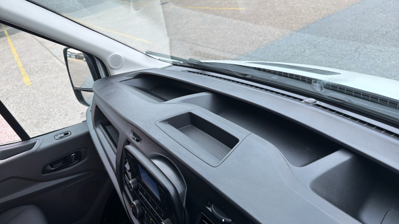 Ford Transit 350 L4 Diesel Fwd 2.0 EcoBlue 130ps Leader Luton Van